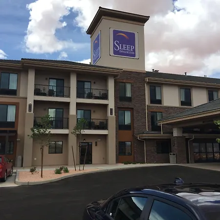 Sleep Inn & Suites Page At Lake Powell