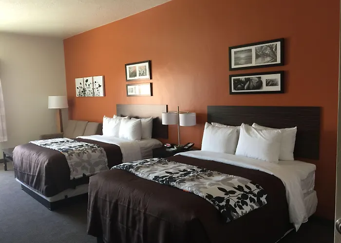 Hotel Sleep & At Powell