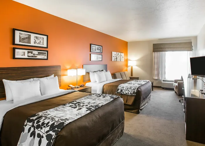 Sleep & At Powell Hotel 4*